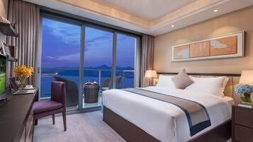 In-room safe, desk, laptop workspace, blackout curtains