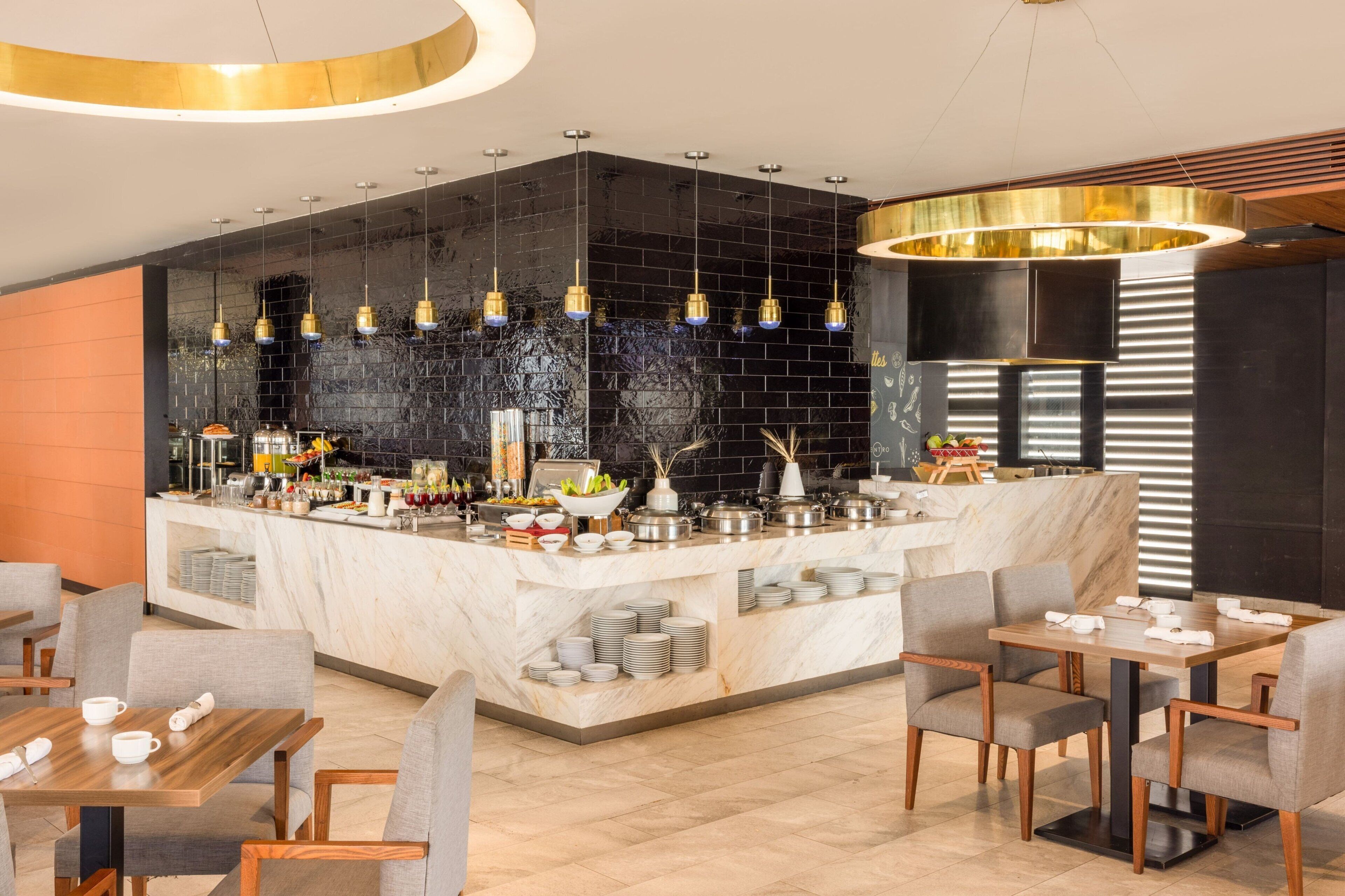 breakfast, dinner and brunch served