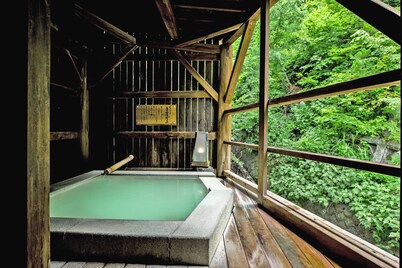 山形深山庄高见屋日式旅馆