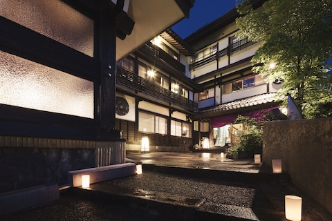 深山荘 高見屋