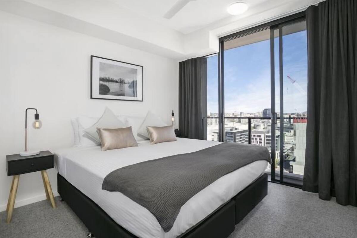 1 bedroom, laptop workspace, soundproofing, iron/ironing board