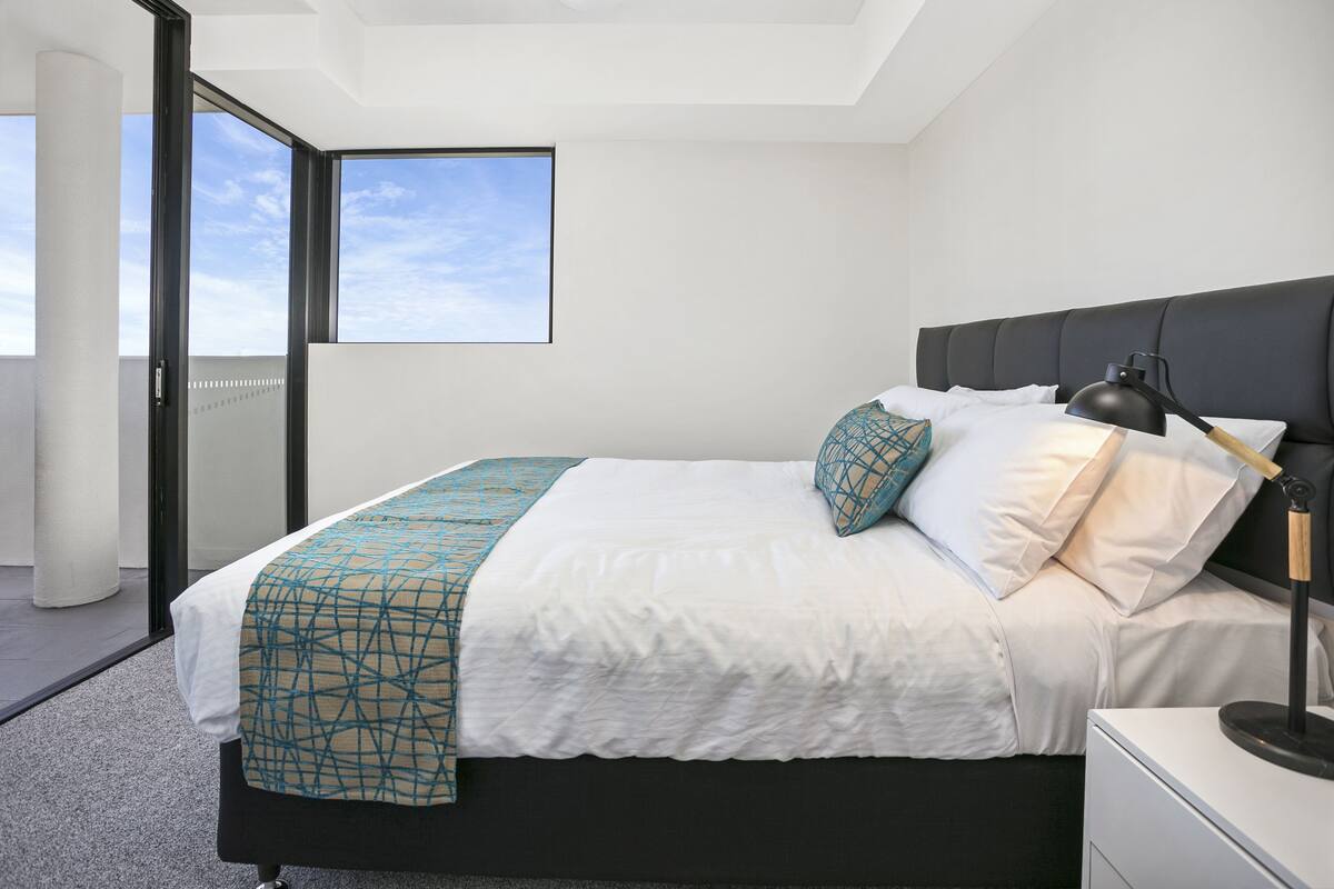 1 bedroom, laptop workspace, soundproofing, iron/ironing board