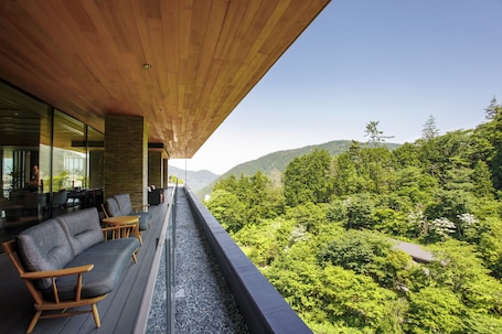 Lobby. Hakone Kowakien TEN-YU