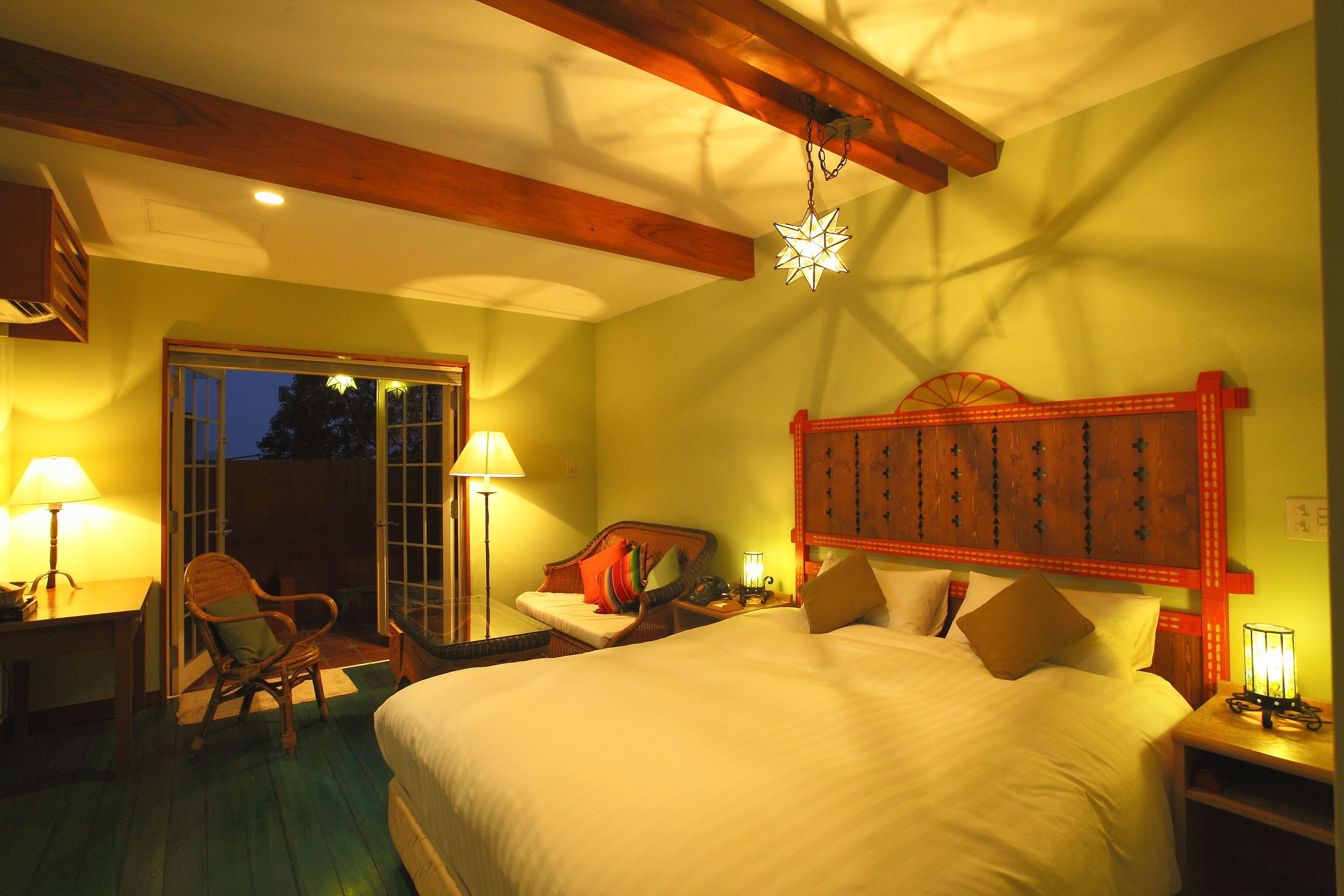 Desk, free WiFi, bed sheets