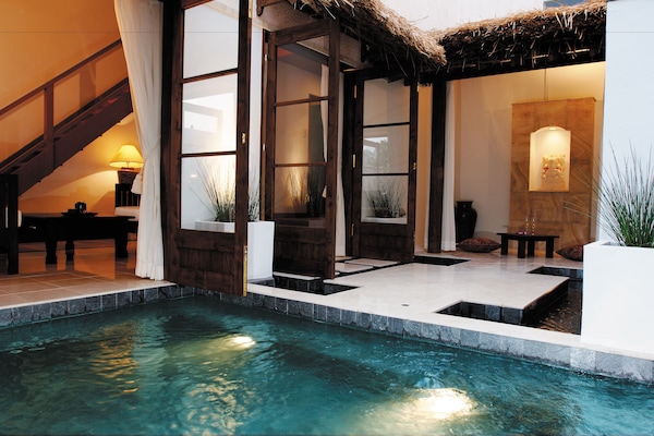 Suite (Bali Suite #45) | Living area | TV