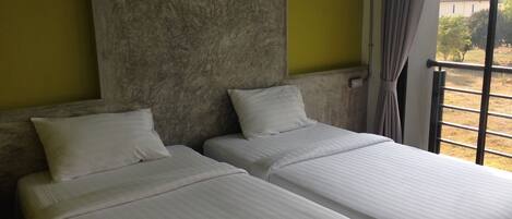 Twin Room | Rollaway beds, free WiFi