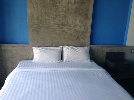 Double Room | Rollaway beds, free WiFi