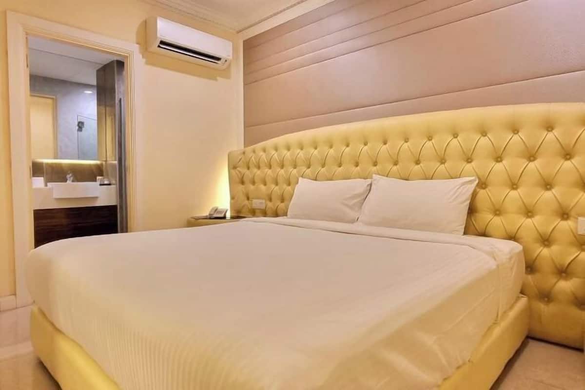Escrivaninha, Wi-Fi de cortesia, roupa de cama
