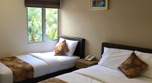 家庭房 (Deluxe) | 办公桌、熨斗/熨板、免费 WiFi