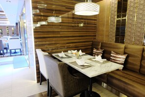 Daily English breakfast (THB 300 per person)