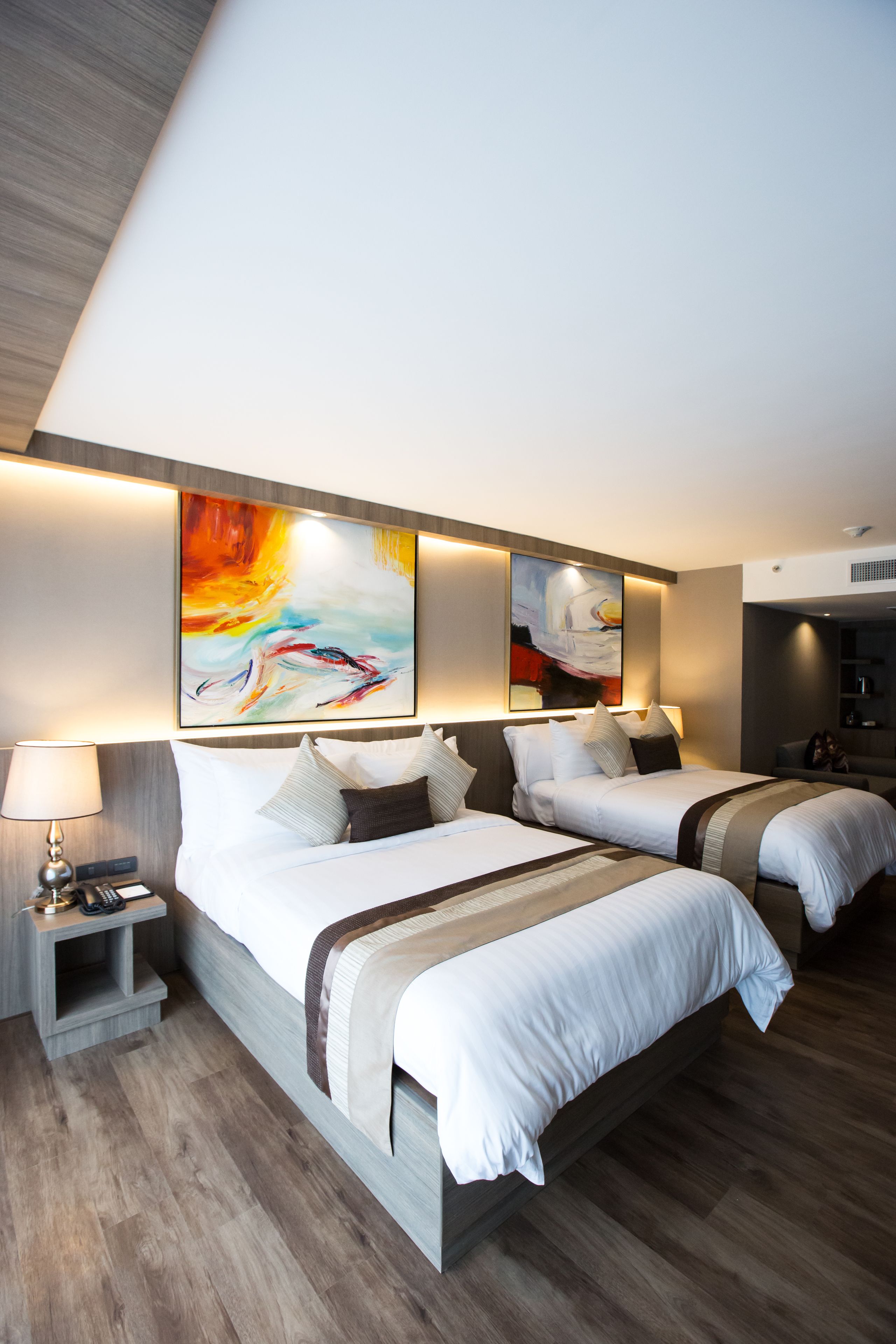 premier family | minibar, in-room safe, desk, blackout curtains