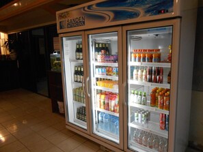 Gift shop - Souvanna Hotel 1 (Vientiane)