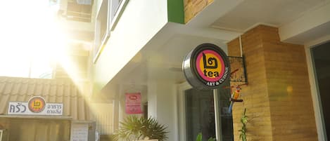 Cafe