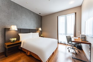Executive Suite, 2 Bedrooms | Bilik Mandi | Hulu semburan mandi hujan, kelengkapan dandanan diri percuma