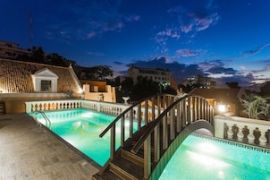 Outdoor pool, pool loungers
