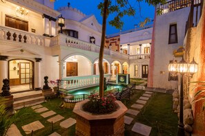 Property grounds - Baber Mahal Vilas (Kathmandu)