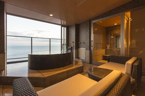 Executive Japanese Western Style Room (65.8㎡), Non Smoking | Bathroom | Hair dryer, slippers, electronic bidet, towels