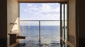 A hot tub with a view of the sea. - Inatoriso (Higashiizu)