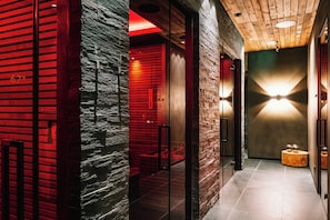 Un sauna, baño turco, tratamientos corporales, exfoliaciones corporales