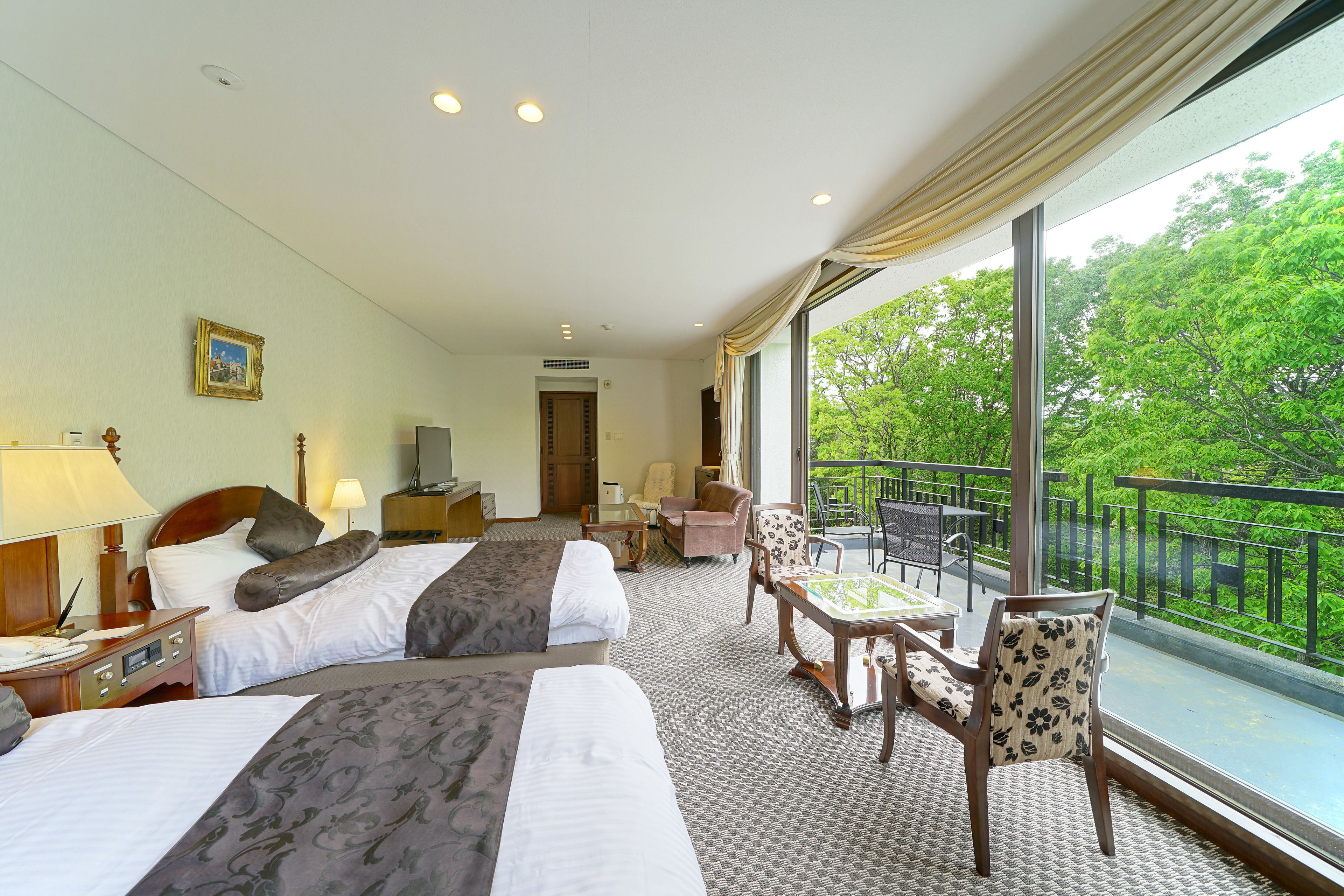 特級雙床房, 非吸煙房 | 迷你吧、房內夾萬、書桌、免費 Wi-Fi