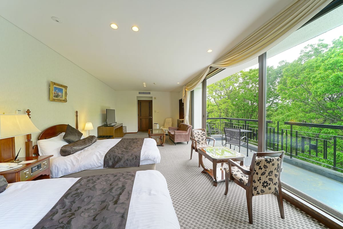 Minibar, värdeförvaringsskåp på rummet, skrivbord och gratis wi-fi