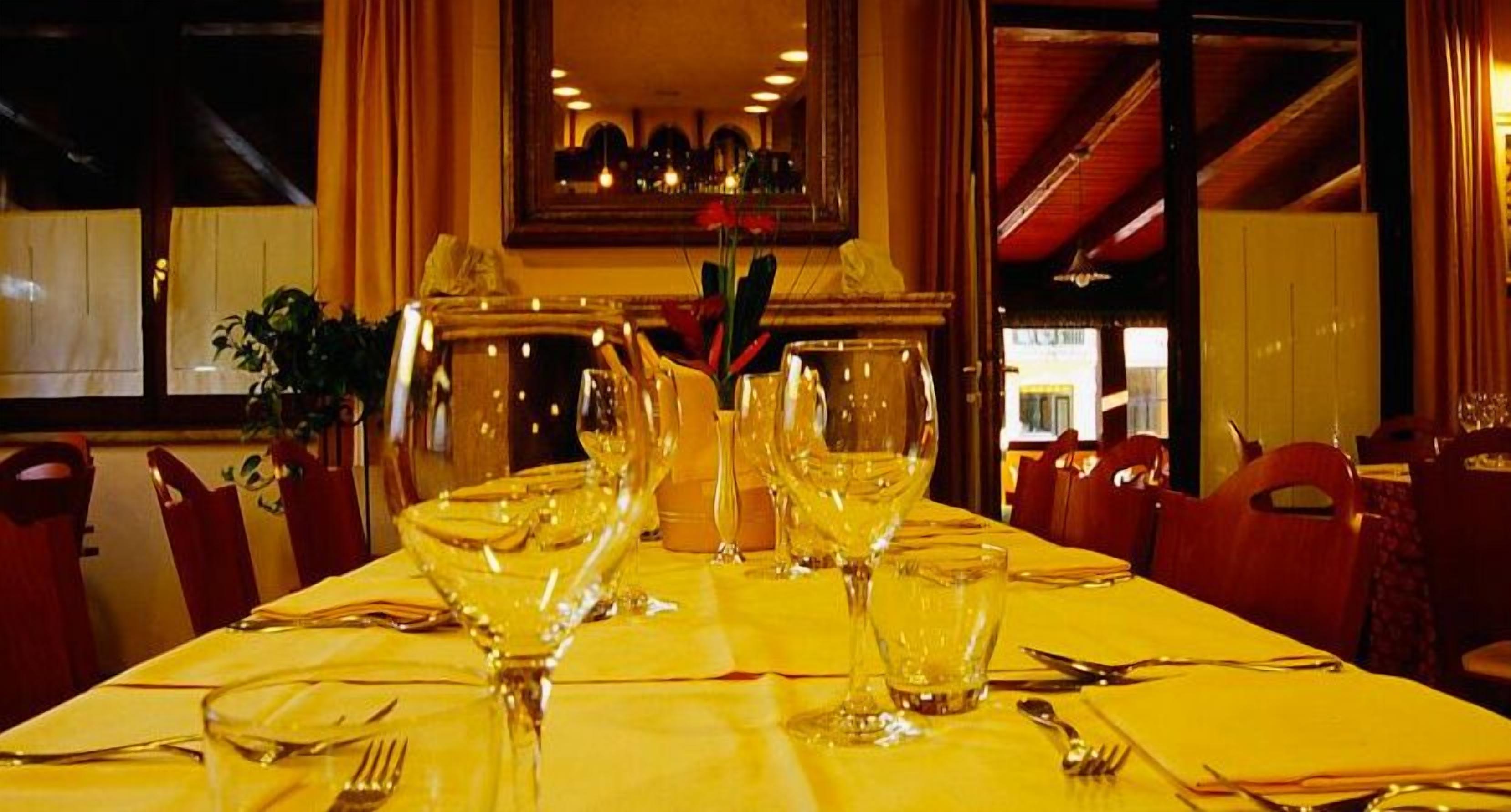 Mittagessen und Abendessen, regionale Küche