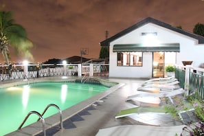 Outdoor pool, sun loungers