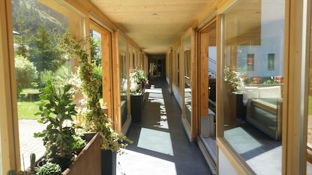 Porch. Hotel Täscherhof