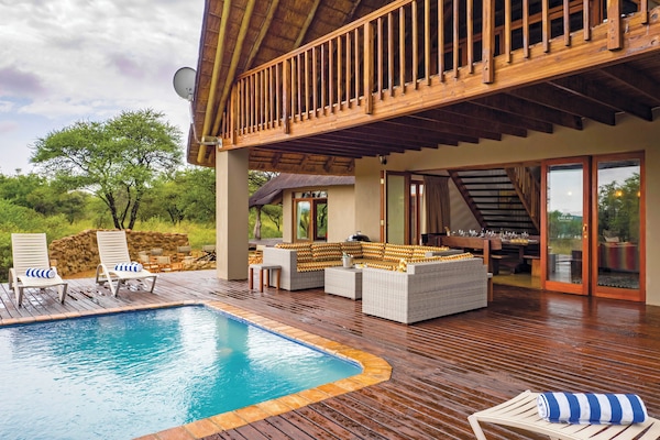 Luxury-Villa, 4 Schlafzimmer, Seeblick | Eigener Pool