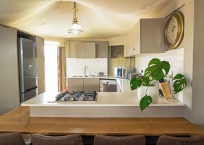 Luxury Tent | Private kitchen | Fridge, espresso maker, coffee/tea maker, electric kettle