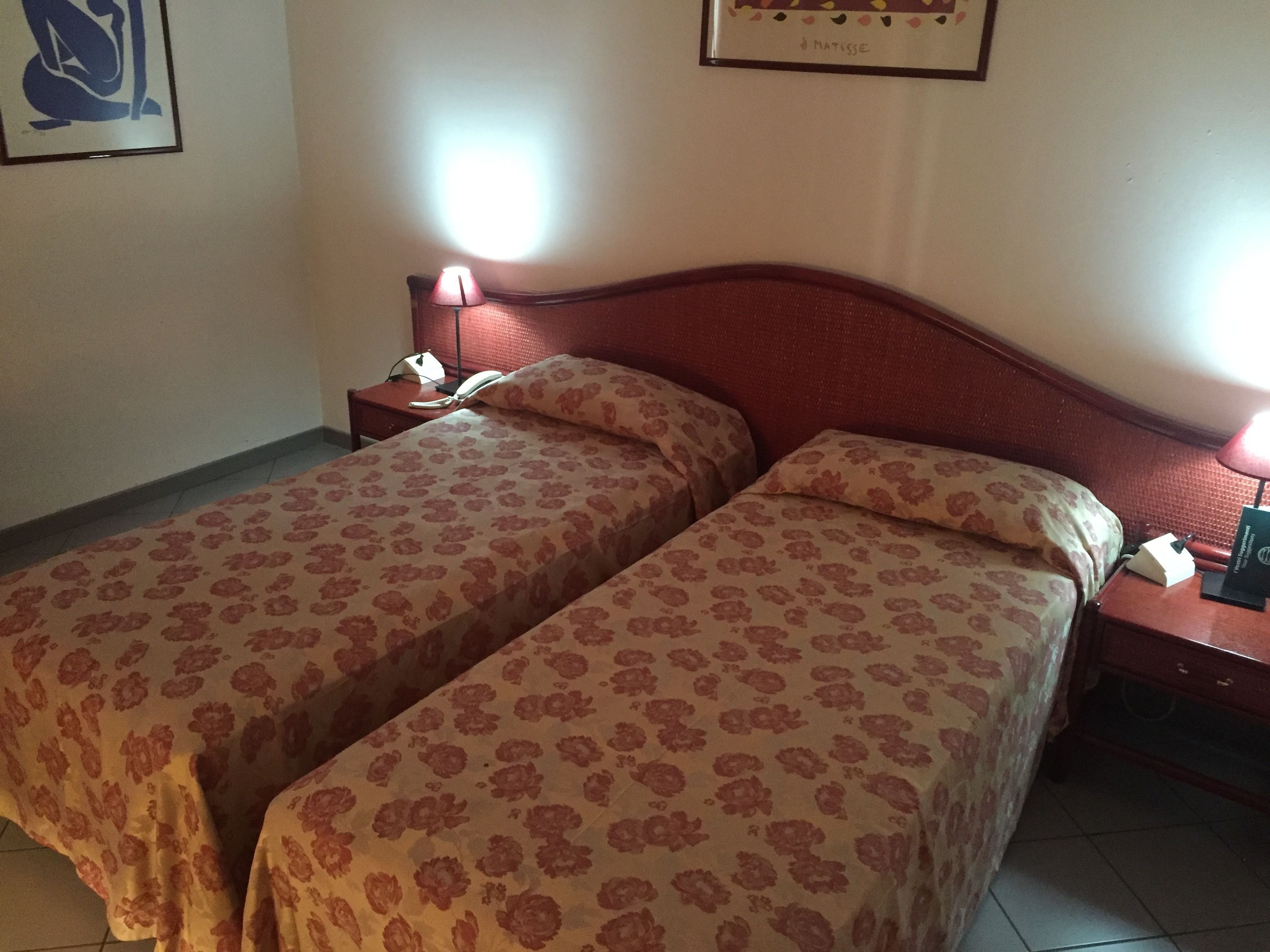 Een kluis op de kamer, een bureau, gratis wifi