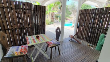 Room BRAZIL, Vue Piscine | Minibar, free WiFi, bed sheets