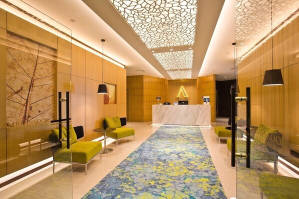 Concierge desk