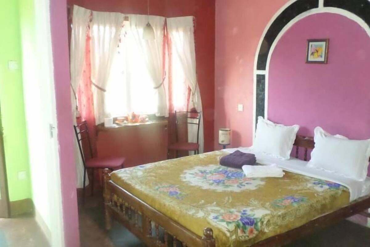 Basic Cottage, 2 Bedrooms, 2 Bathrooms, Mountain View | Desk, iron/ironing board (on request), WiFi (free)