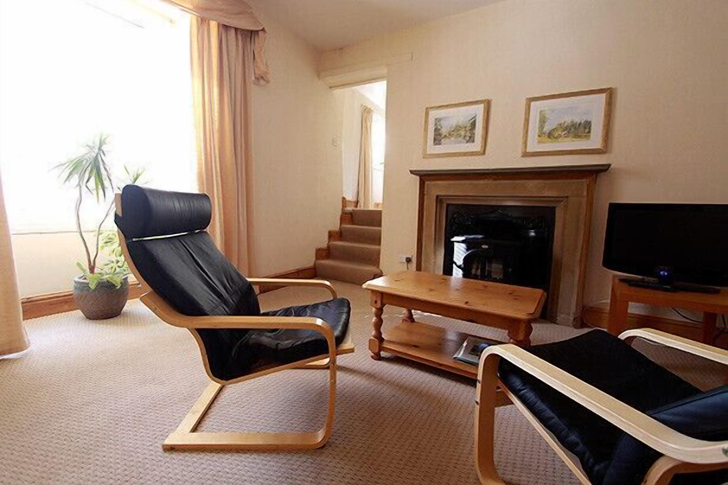 double room, annex building | living area | flat-screen tv