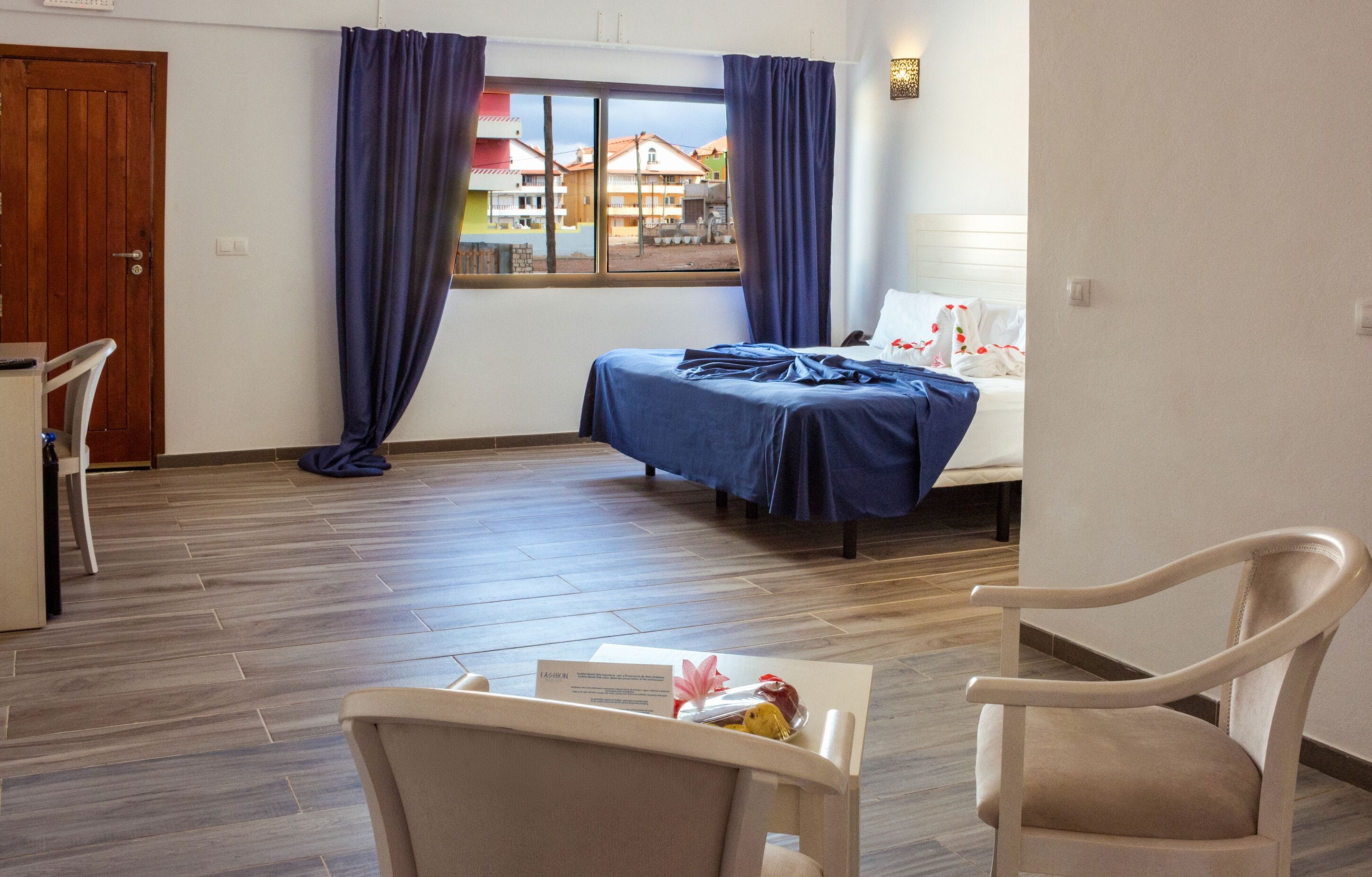 double room | 1 bedroom, minibar, in-room safe, free wifi