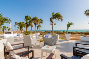 Spécialités Cuisine locale et internationale