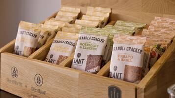 Petit déjeuner buffet servi tous les jours en supplément