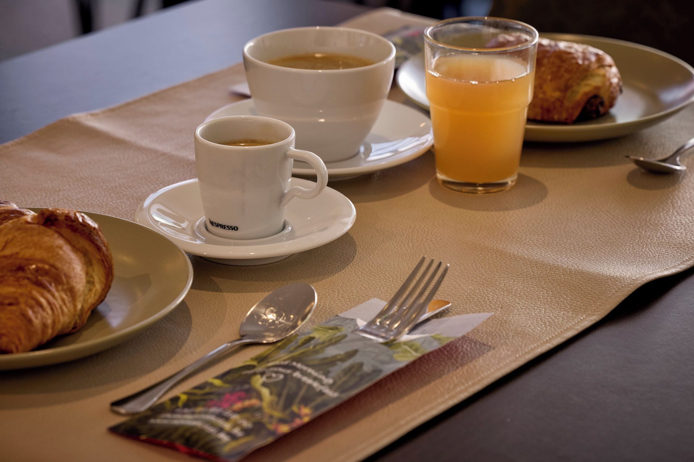 daily buffet breakfast (eur 16 per person)