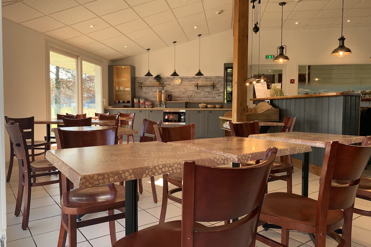 daily buffet breakfast (eur 8.30 per person)