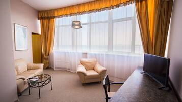 Luxury Suite, 1 Bedroom | Minibar, iron/ironing board, travel cot, free WiFi