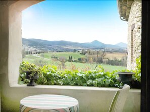 Superior Double Room | Terrace/patio - La Treille Muscate (Cliousclat)