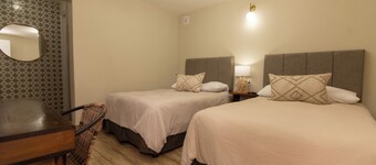 In & Out Hotel
