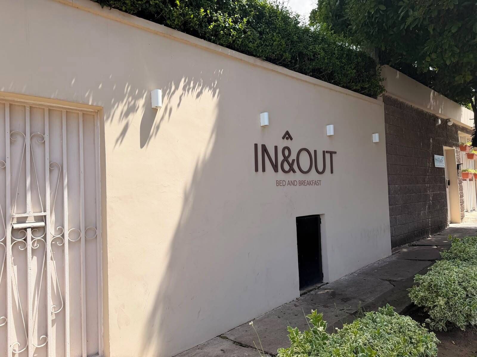 Photo - In & Out Hotel
