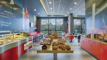 Daily buffet breakfast (EUR 10 per person)