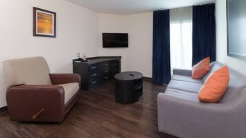 Suite, 1 habitación | Ropa de cama de alta calidad y caja de seguridad en la habitación