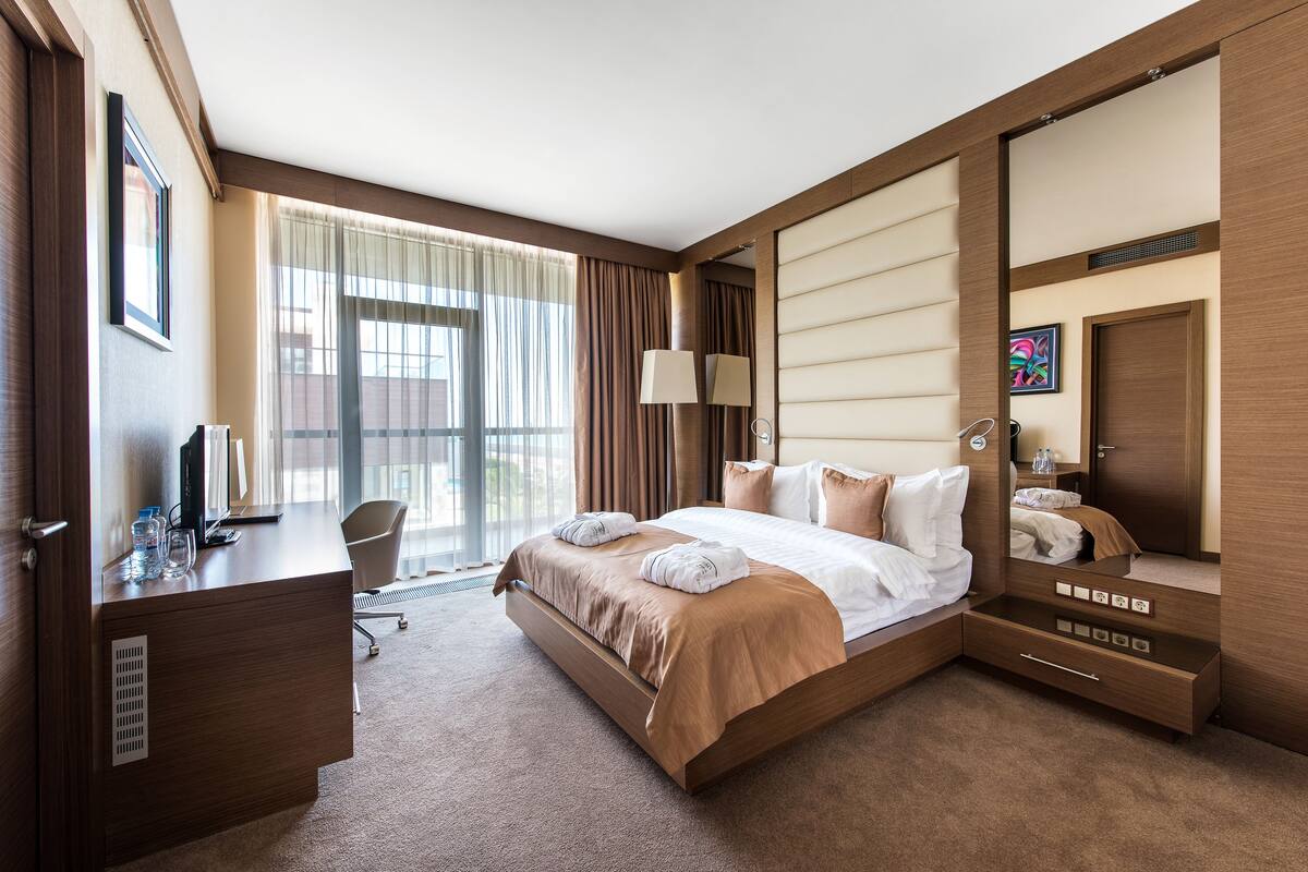 Superior King Side Sea View | Premium bedding, in-room safe, desk, soundproofing