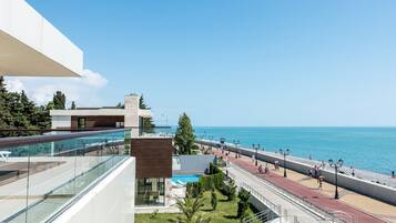 Quarto luxo, terraço, no pátio | Vista do quarto