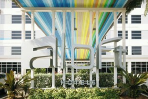 Exterior - Aloft Miami Airport (Miami)