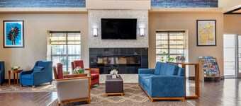 Comfort Suites University